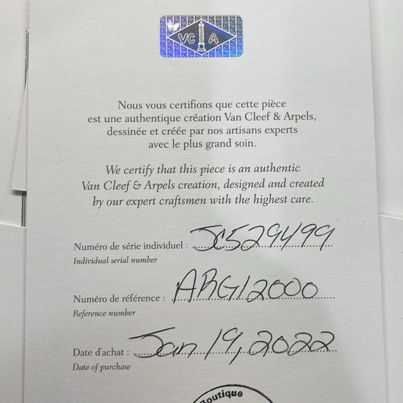 SOLD Van Cleef & Arpels Sweet Alhambra Mother of Pearl White Gold Earrings - Picture 5 of 7